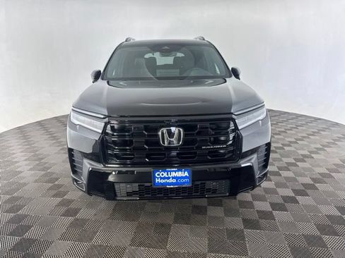 Used 2026 Honda Pilot Touring image 2