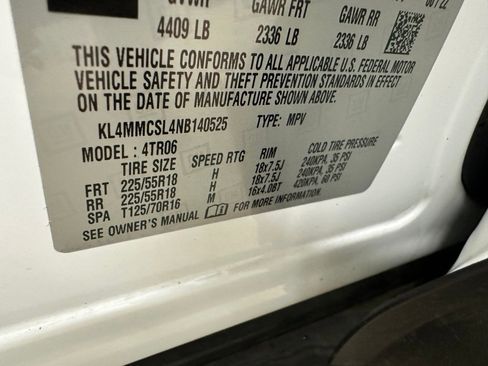 Certified 2022 Buick Encore GX Preferred w/ Cold Weather Comfort Package image 39