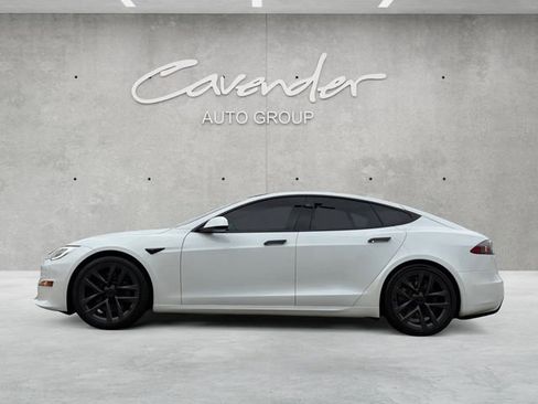 Used 2021 Tesla Model S Plaid image 13