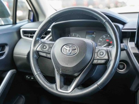 Used 2023 Toyota Corolla Cross LE image 16