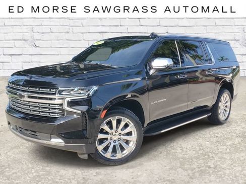 Used 2023 Chevrolet Suburban Premier w/ Premium Package RWD image 1