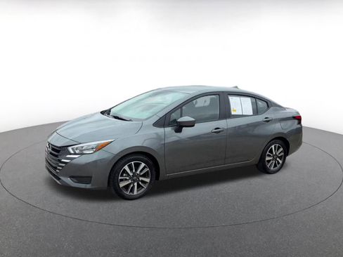 Used 2025 Nissan Versa SV FWD image 6