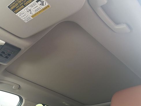 New 2026 Nissan Rogue Platinum AWD/4WD image 32