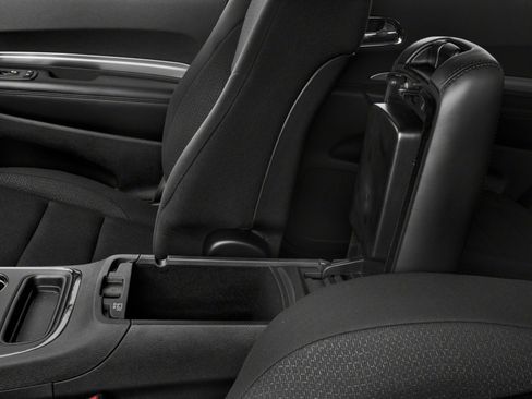 Used 2018 Dodge Durango GT w/ Premium Group RWD image 9