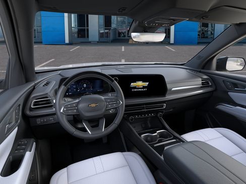 New 2026 Chevrolet Traverse High Country FWD image 39