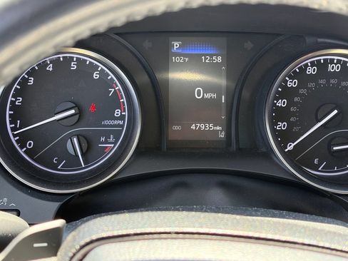 Used 2023 Toyota Camry SE FWD image 10