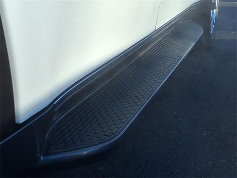 Used 2022 Jeep Wagoneer Series II image 10