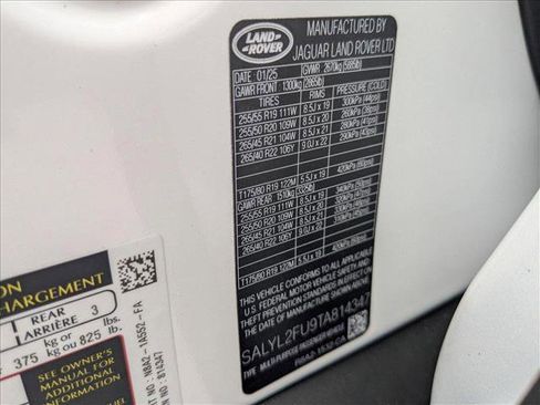 New 2026 Land Rover Range Rover Velar Dynamic SE image 17