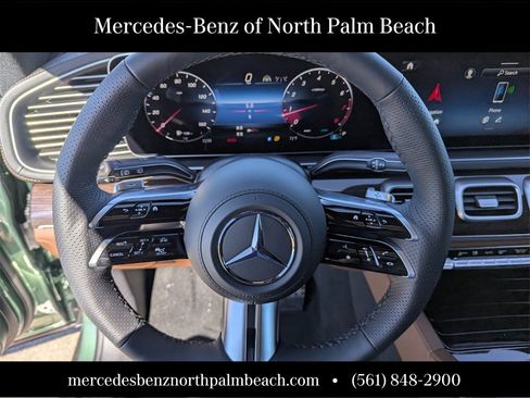 New 2026 Mercedes-Benz GLS 580 4MATIC image 16