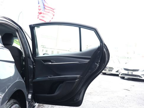 Used 2025 Toyota Camry LE image 12