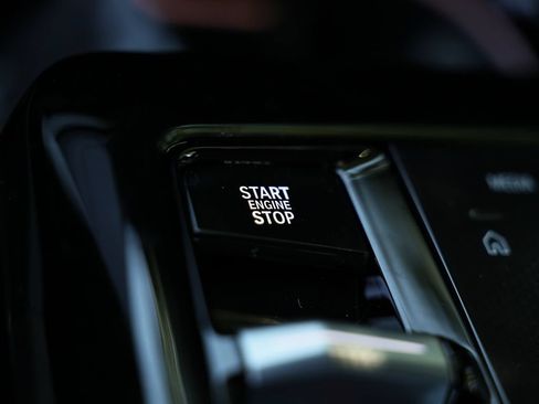 New 2027 BMW 530i w/ Premium Package RWD image 40