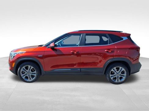 Used 2021 Kia Seltos S AWD/4WD image 3
