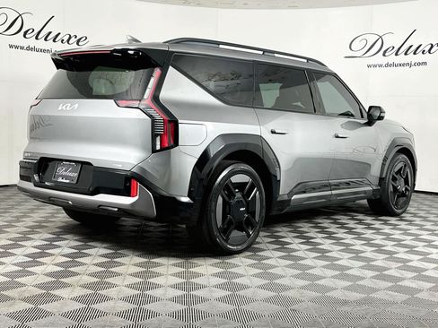 Used 2024 Kia EV9 GT-Line AWD/4WD image 6