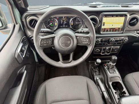 Used 2023 Jeep Wrangler Unlimited w/ 8.4" Radio Group AWD/4WD image 27