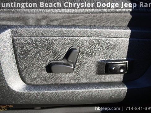 Used 2021 RAM 2500 Limited image 32