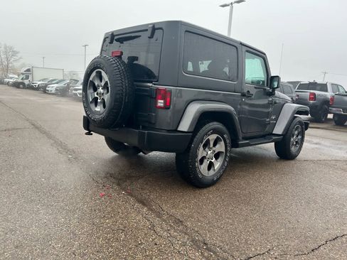 Certified 2018 Jeep Wrangler Sahara w/ Connectivity Group image 17