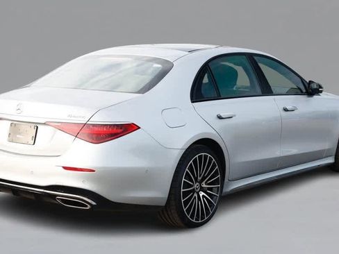 Certified 2023 Mercedes-Benz S 500 4MATIC image 5