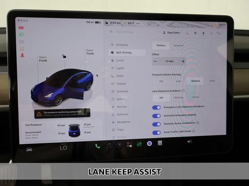 Used 2023 Tesla Model 3 Standard Range RWD image 9
