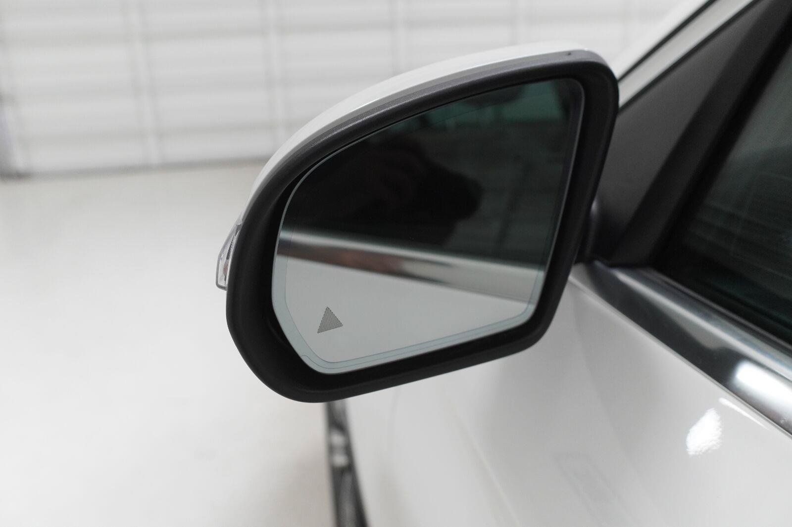 Used 2021 Mercedes-Benz GLC 300 image 37
