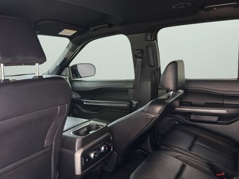 Certified 2021 Ford Expedition XLT RWD image 29
