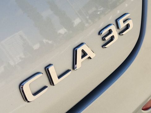 Used 2022 Mercedes-Benz CLA 35 AMG 4MATIC image 13