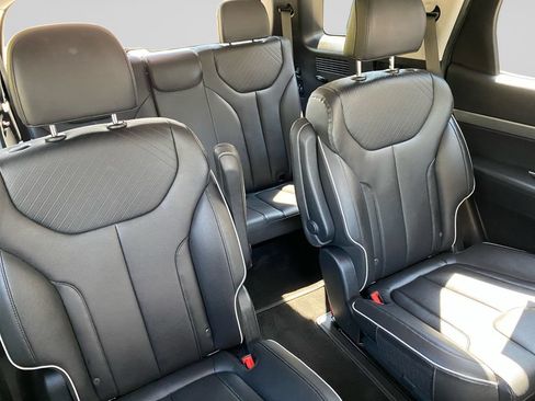 Used 2025 Hyundai Palisade SEL AWD/4WD image 14