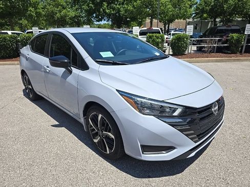 Certified 2025 Nissan Versa SR w/ Electronics Package FWD image 2