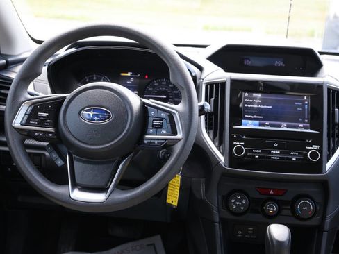 Used 2022 Subaru Impreza 2.0i Premium image 23