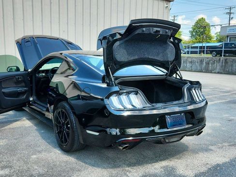 Used 2015 Ford Mustang GT RWD image 6