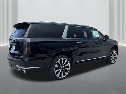 New 2026 Cadillac Escalade ESV Luxury w/ Touring Package AWD/4WD image 5