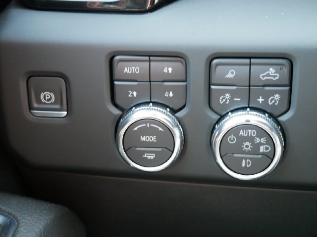 Used 2023 GMC Sierra 1500 Denali w/ Technology Package AWD/4WD image 25