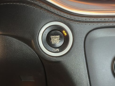 Used 2020 Dodge Charger Scat Pack RWD image 24