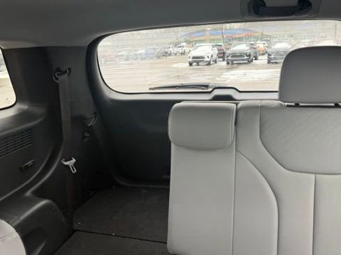 Used 2025 Hyundai Palisade SEL image 14