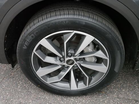 Used 2022 Audi Q5 2.0T Premium Plus image 15