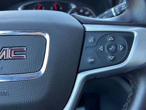 Used 2023 GMC Acadia SLT AWD/4WD image 22