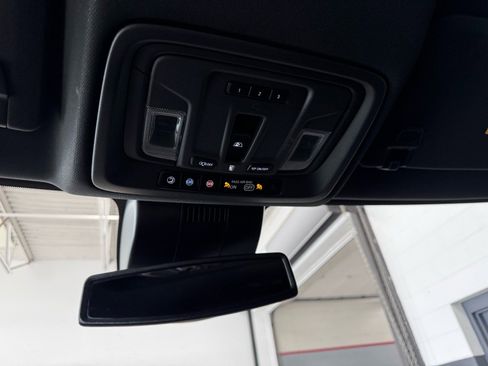 Used 2024 GMC Sierra 2500 AT4 w/ AT4 Preferred Package AWD/4WD image 20