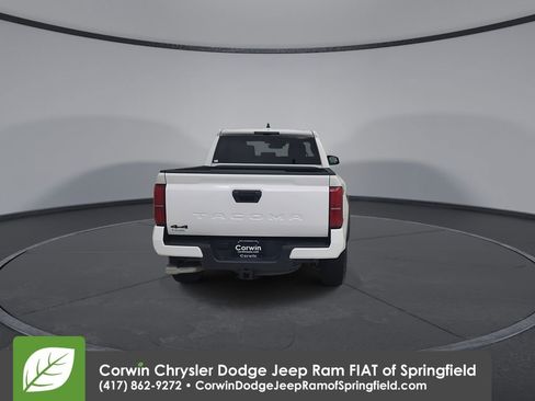 Used 2024 Toyota Tacoma TRD Off-Road image 13