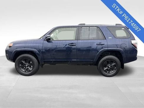 Used 2023 Toyota 4Runner SR5 Premium image 4
