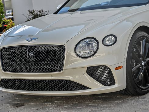 Used 2022 Bentley Continental GT AWD/4WD image 7