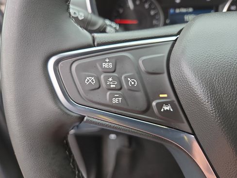 Used 2024 Chevrolet Equinox LT image 29