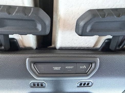 Used 2022 Jeep Wrangler Unlimited Rubicon w/ Xtreme Recon 35" Tire Package image 33