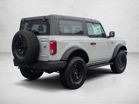New 2026 Ford Bronco 2-Door AWD/4WD image 2