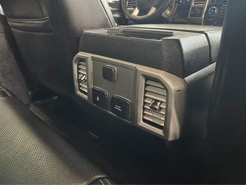 Certified 2017 Ford F350 Lariat w/ Chrome Package image 37