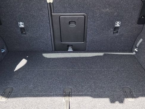 New 2026 Volvo XC40 B5 Plus w/ Protection Package Premier AWD/4WD image 21