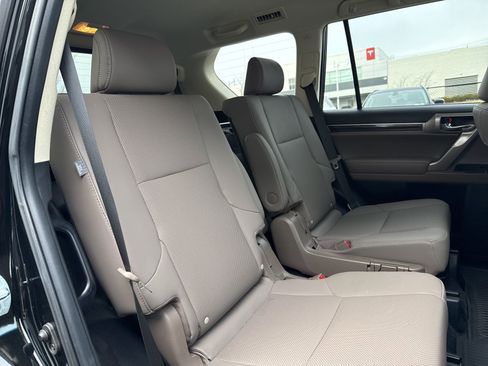 Used 2021 Lexus GX 460 Premium image 15