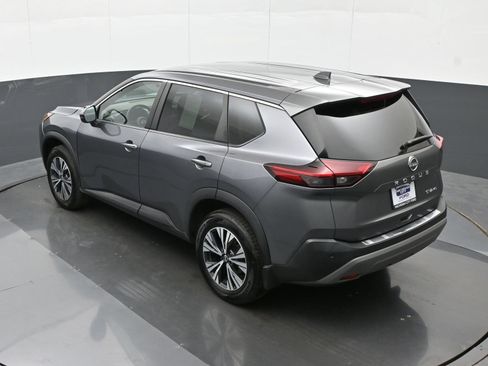 Used 2022 Nissan Rogue SV AWD/4WD image 29