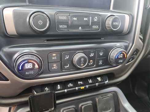 Used 2019 GMC Sierra 3500 Denali w/ Duramax Plus Package image 17