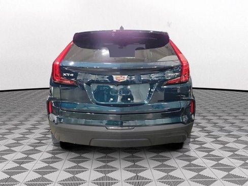 Used 2024 Cadillac XT4 Luxury image 4