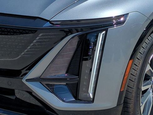 New 2026 Cadillac Lyriq Sport image 16