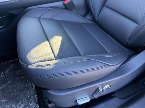 New 2026 Lincoln Nautilus Premier image 19